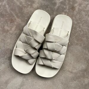 Bottega Veneta Plat Woven Sandals